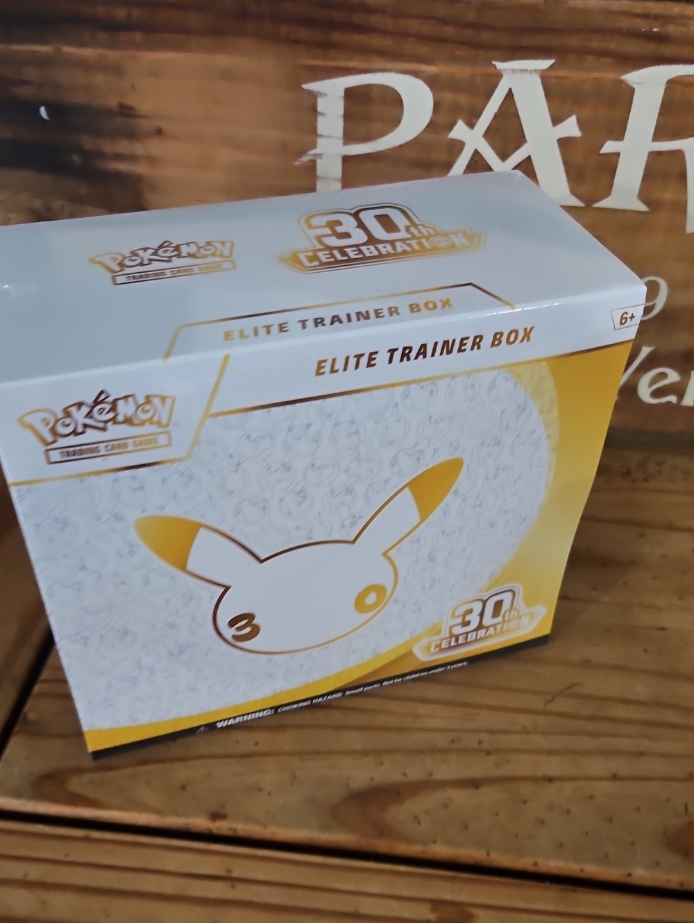 Pokémon 30th anniversary elite trainer box. ETB. Regular, not Pokémon center.